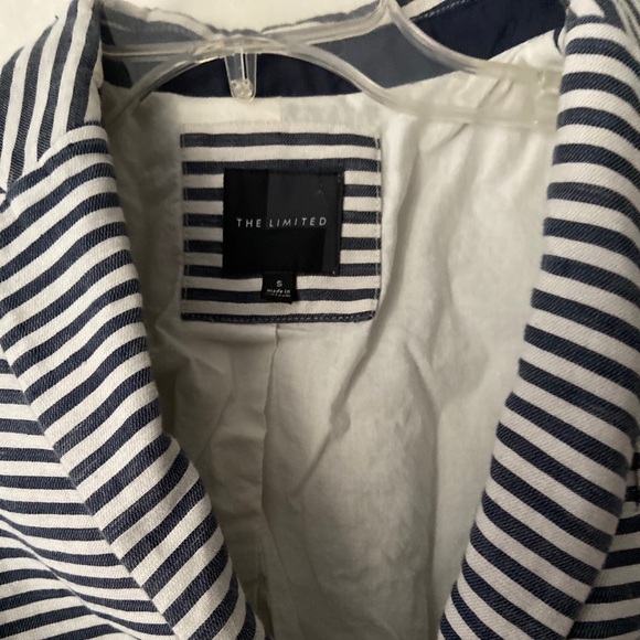 Limited Blazer - Picture 5 of 5